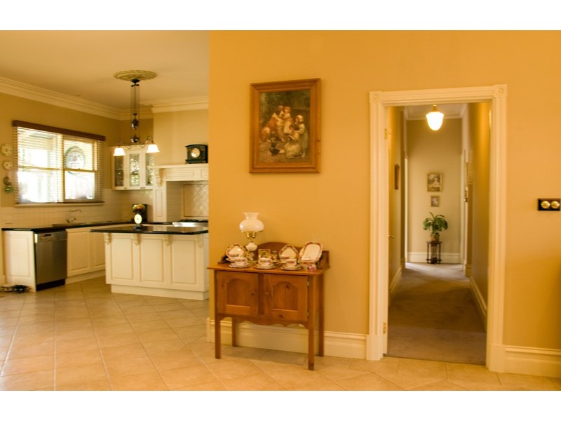 11 Hyperno Court, New Gisborne VIC 3438