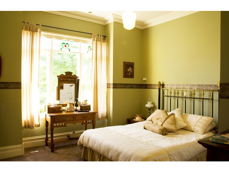 11 Hyperno Court, New Gisborne VIC 3438