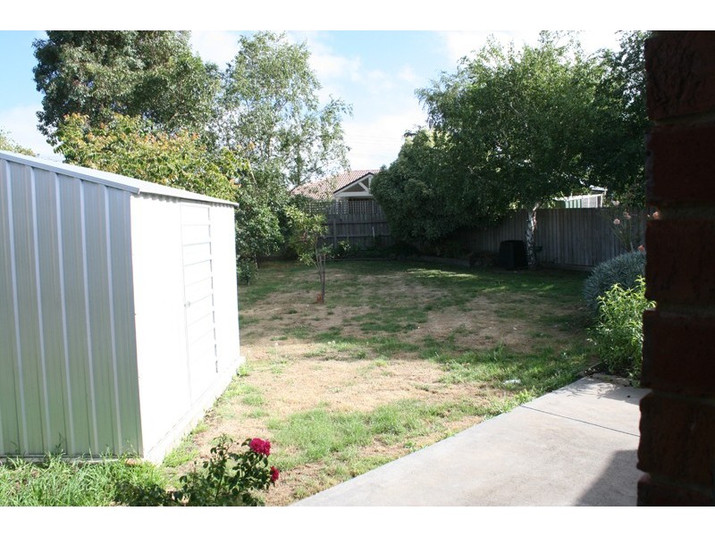 8 Scenic Court, Gisborne VIC 3437