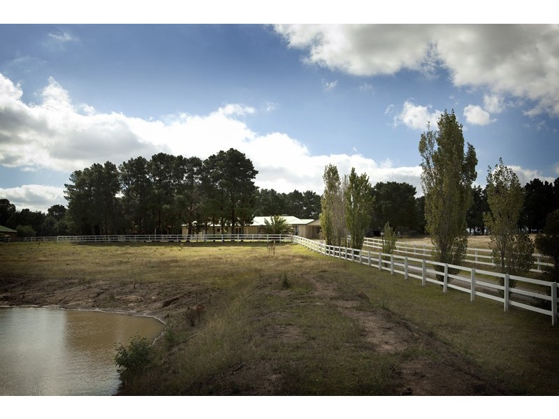 178 Lock Road, Gisborne South VIC 3437