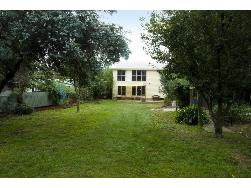 201 Station Road, New Gisborne VIC 3438