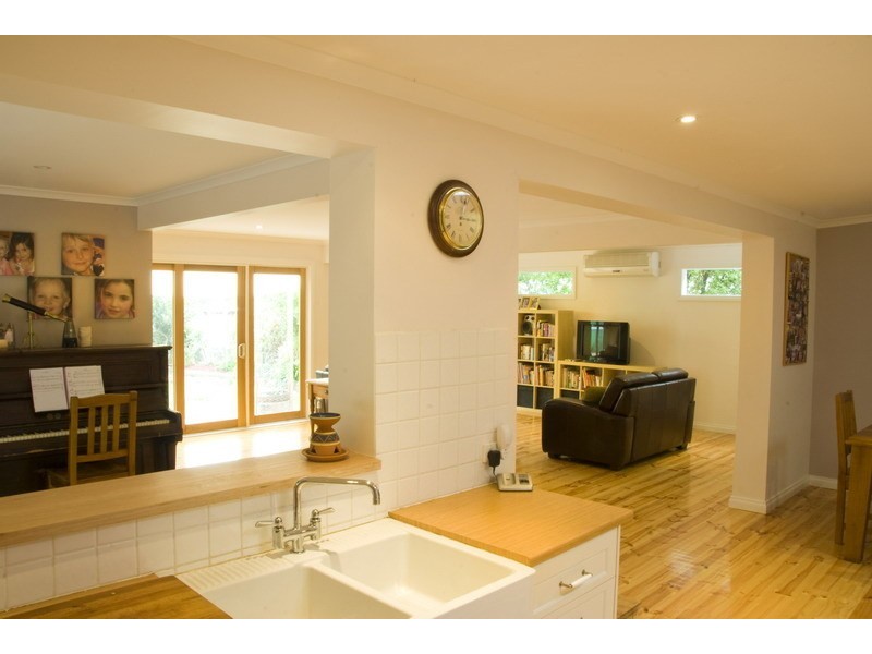 201 Station Road, New Gisborne VIC 3438