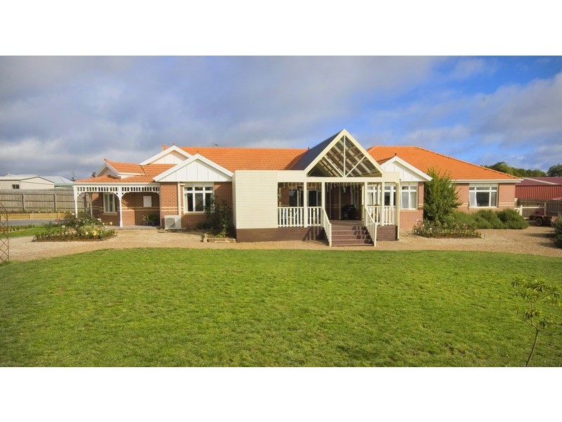 13 Choice Place, Gisborne VIC 3437