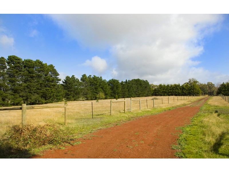 44 Govans Lane, New Gisborne VIC 3438