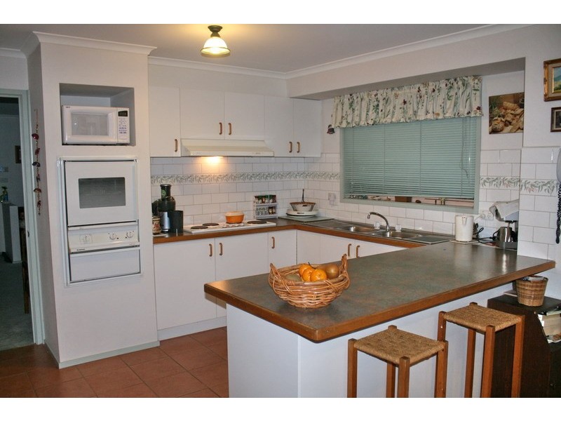 21 Sunny Park Close, Gisborne VIC 3437