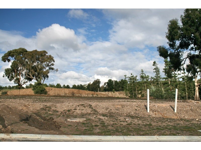 11 Nelson Court, Gisborne VIC 3437