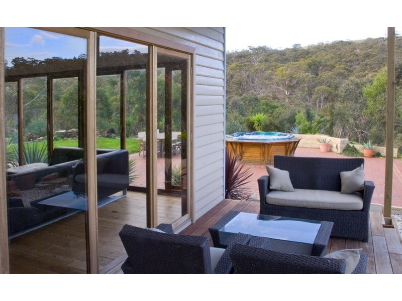 110 McMullins Lane, Coimadai VIC 3340