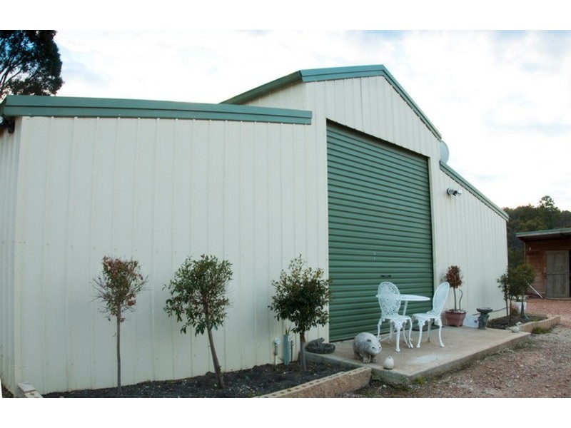 110 McMullins Lane, Coimadai VIC 3340