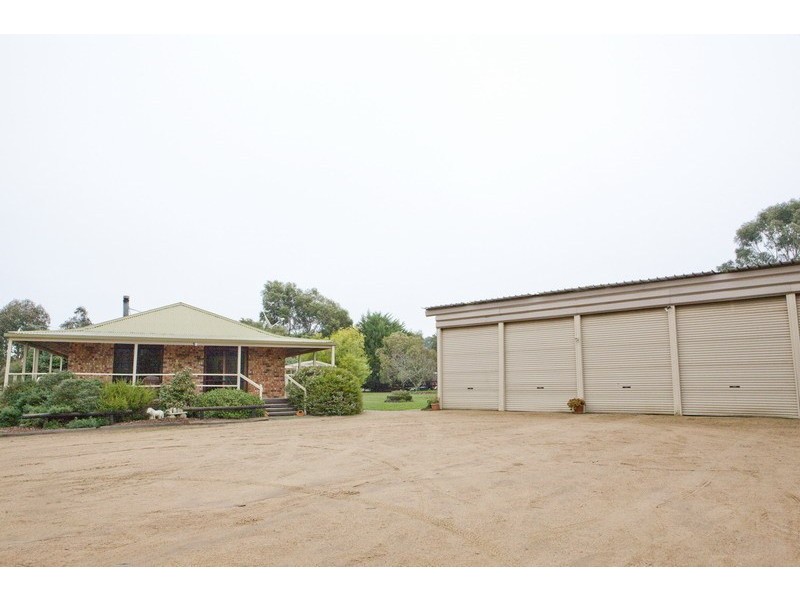 77 Fraser Road, Lancefield VIC 3435
