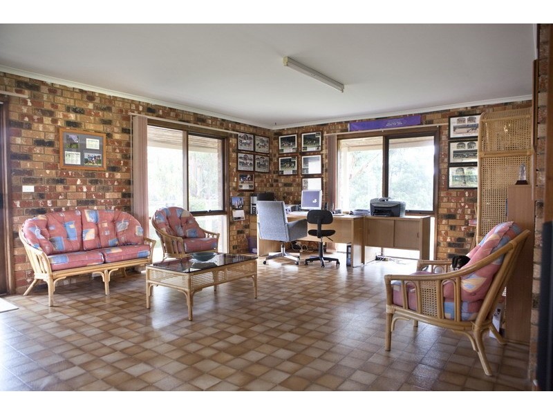 77 Fraser Road, Lancefield VIC 3435