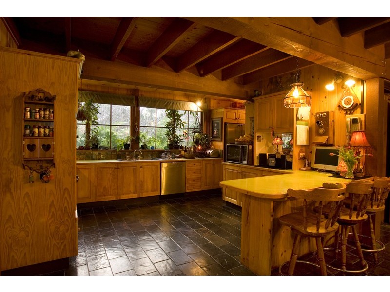 5 Cedar Lane, Mount Macedon VIC 3441