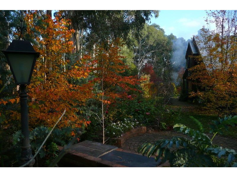 5 Cedar Lane, Mount Macedon VIC 3441