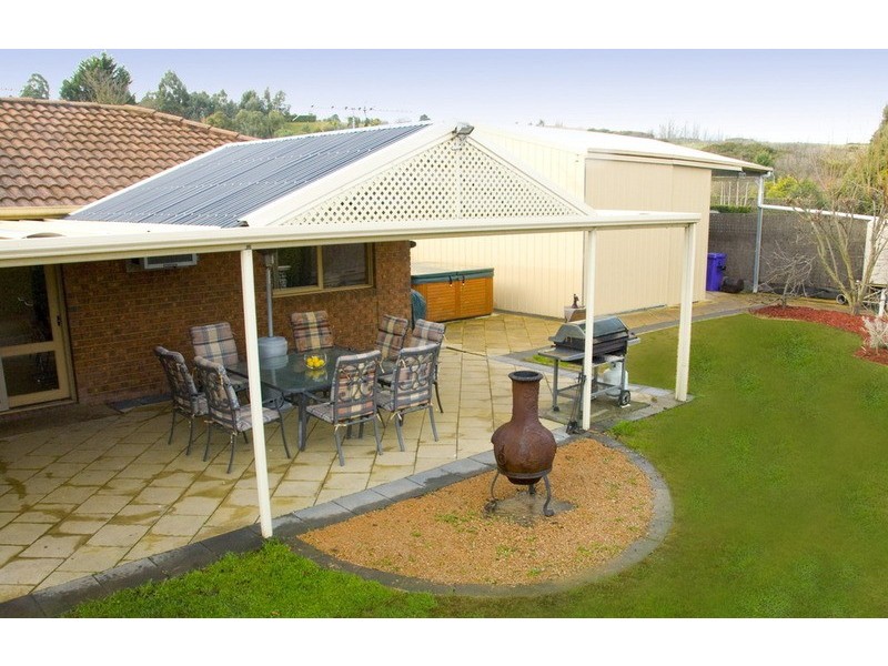 13 Acacia Court, Gisborne VIC 3437