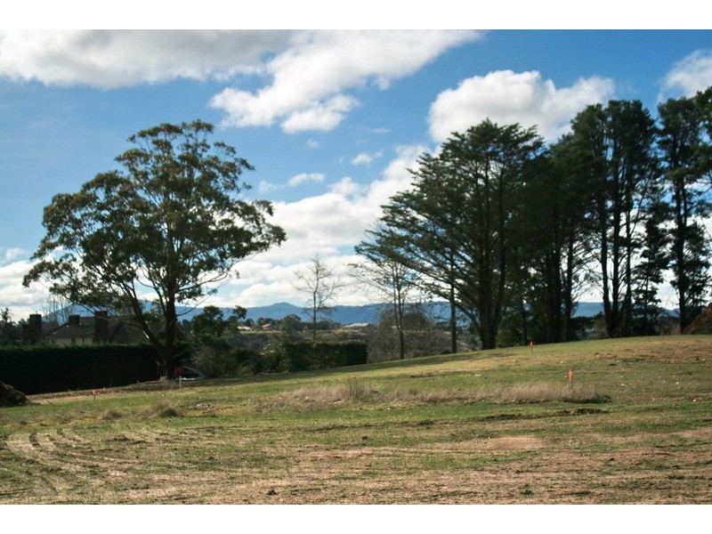 5 Harvard Court, Gisborne VIC 3437