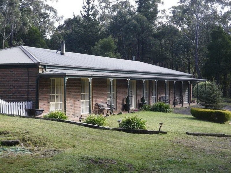 28 Greig Court, Woodend VIC 3442