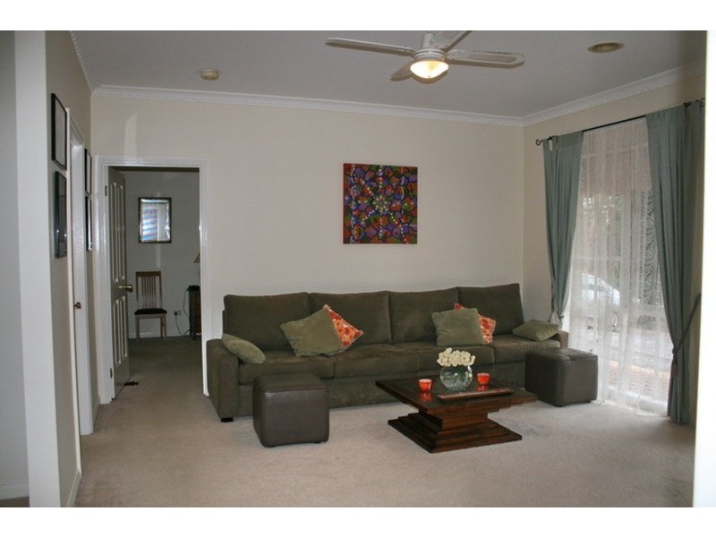 28 Greig Court, Woodend VIC 3442