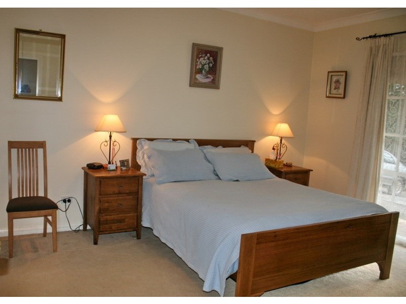 28 Greig Court, Woodend VIC 3442