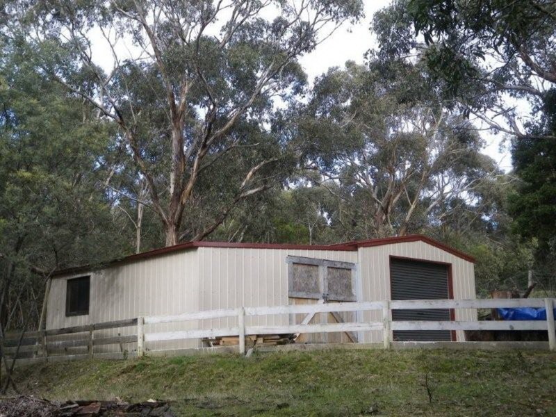 28 Greig Court, Woodend VIC 3442