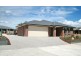 17 Francis Crescent, Gisborne VIC 3437
