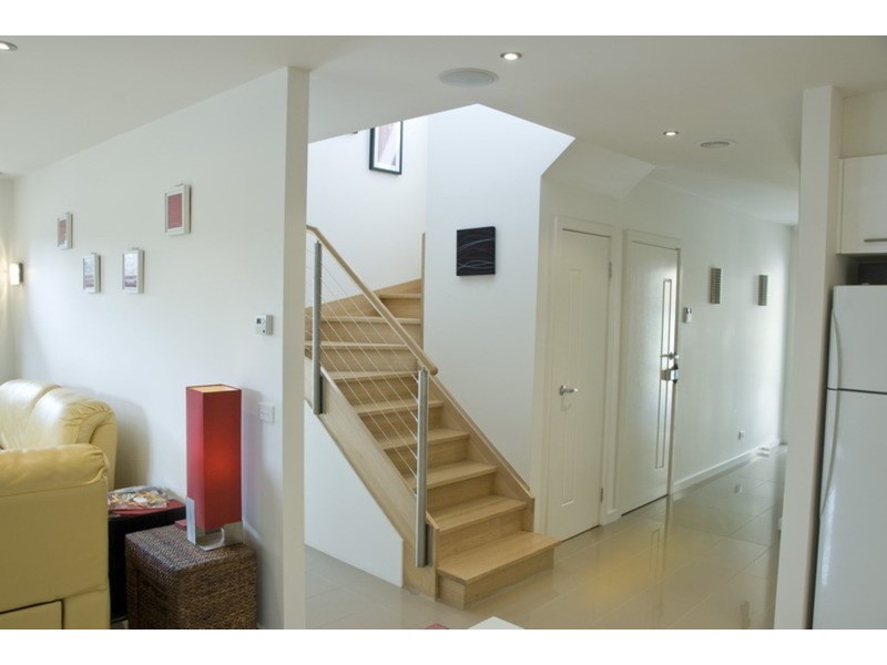 2/26 Stephen Street, Gisborne VIC 3437