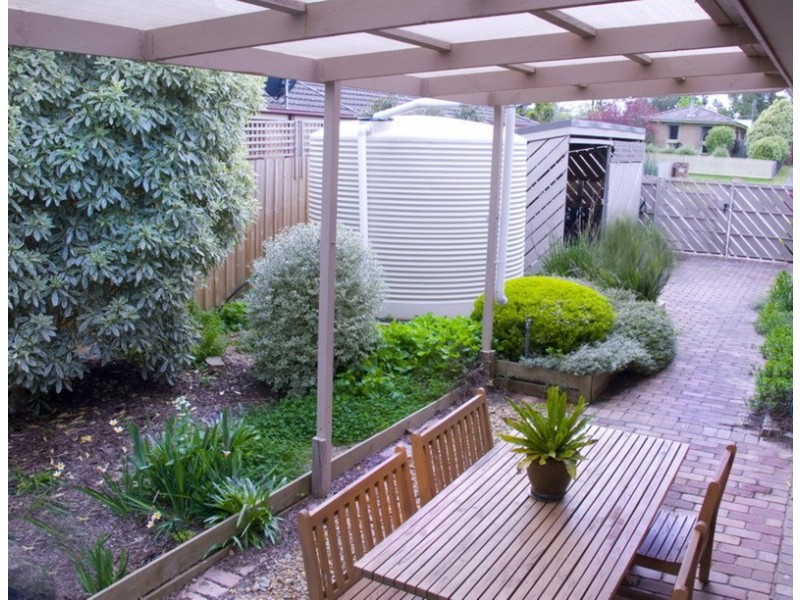 28 Grant Avenue, Gisborne VIC 3437