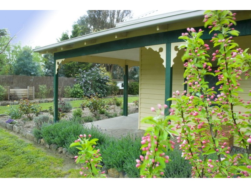 2060 Melbourne – Lancefield Road, Monegeetta VIC 3433