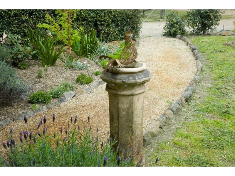 2060 Melbourne – Lancefield Road, Monegeetta VIC 3433