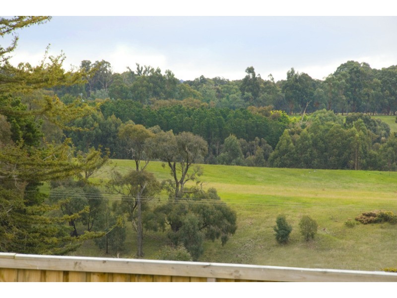 13 Pearce Court, Gisborne VIC 3437