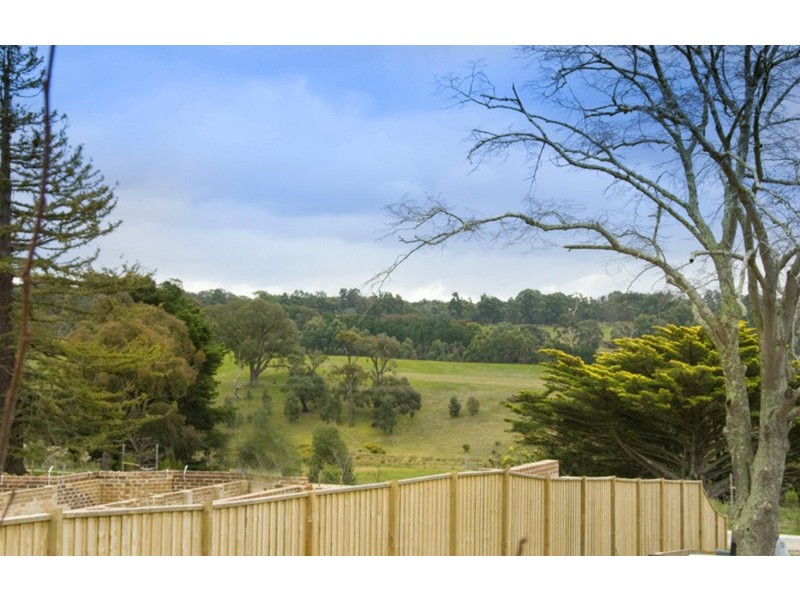 13 Pearce Court, Gisborne VIC 3437