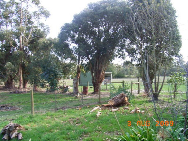 32 Haires Road, Bullengarook VIC 3437