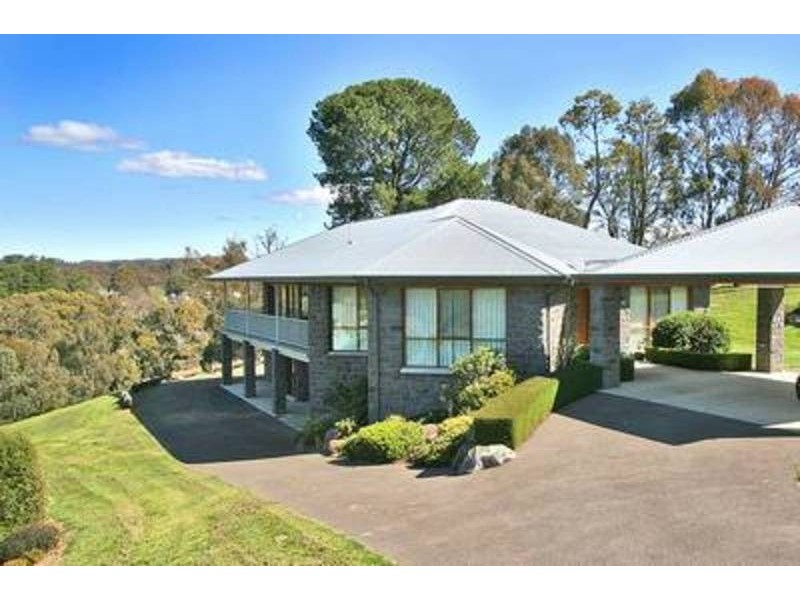 1 Samuel Court, Woodend VIC 3442