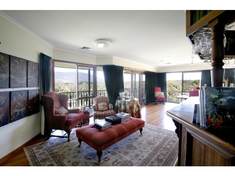 1 Samuel Court, Woodend VIC 3442