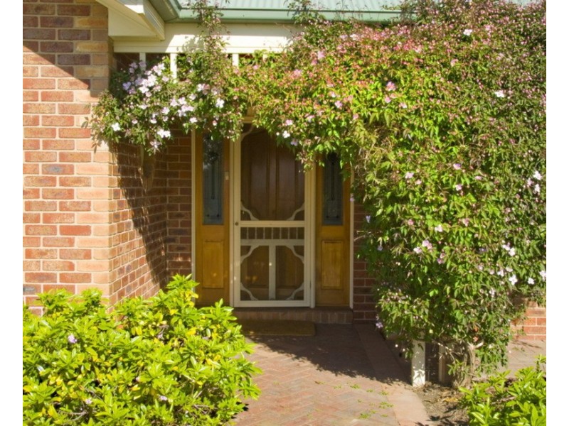 25 Mill Road, Romsey VIC 3434