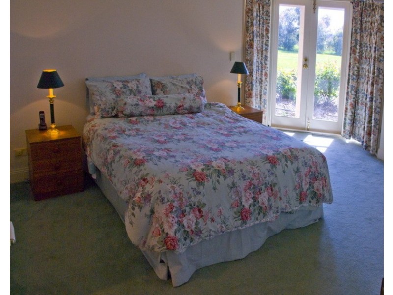 25 Mill Road, Romsey VIC 3434