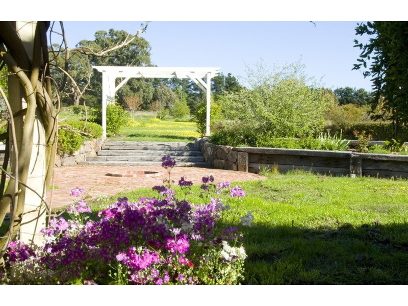 25 Mill Road, Romsey VIC 3434