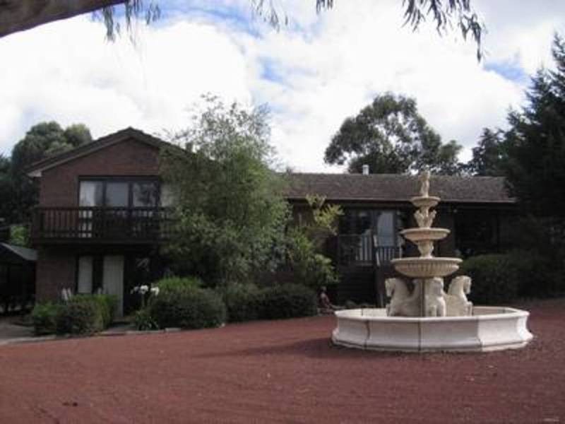 109 Blackhill Road, Gisborne South VIC 3437