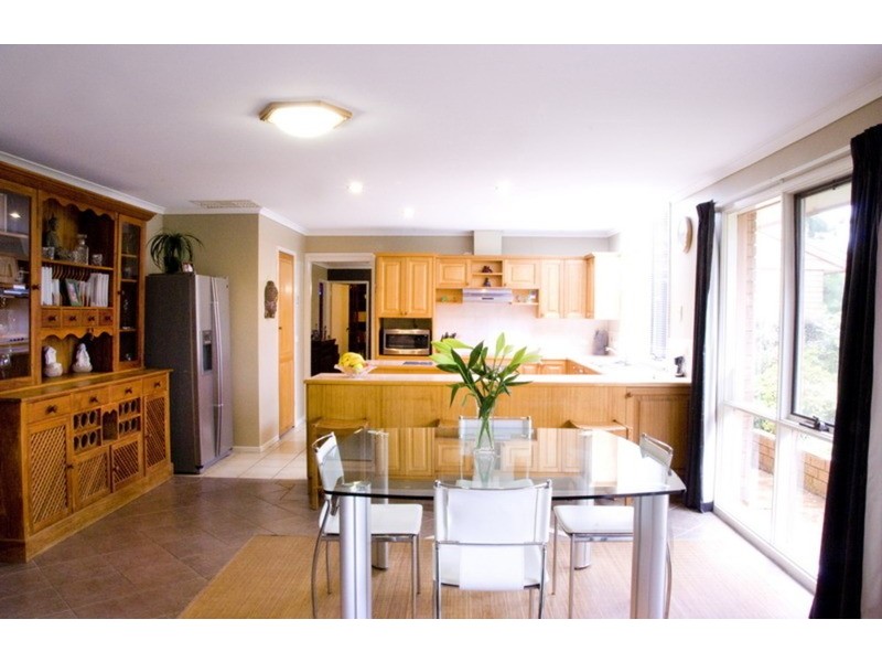 6 Sunrise Court, Gisborne VIC 3437