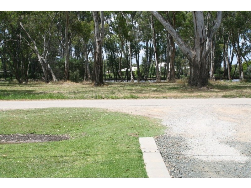 78 Murray Parade, Koondrook VIC 3580