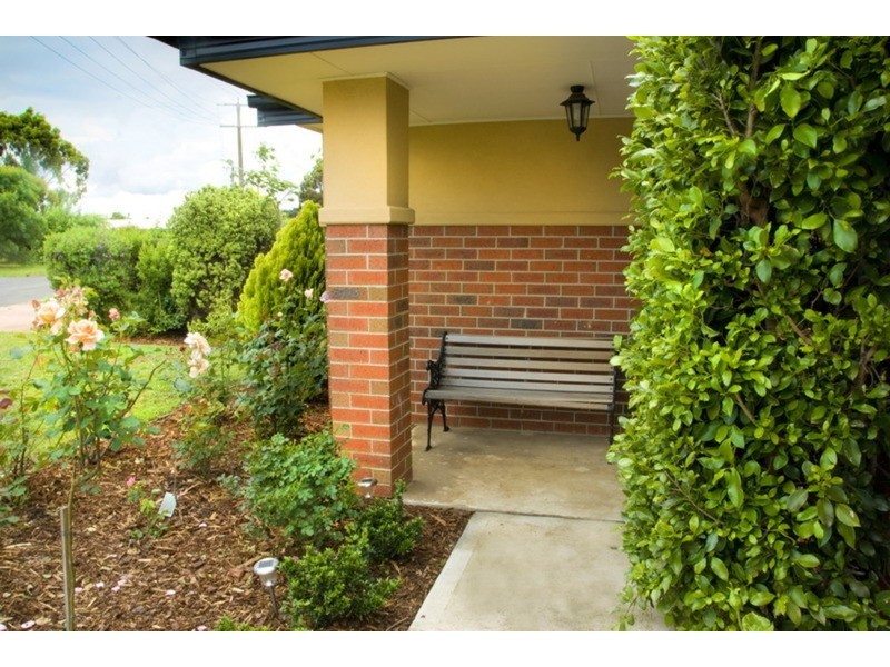 8 Landscape Close, Gisborne VIC 3437