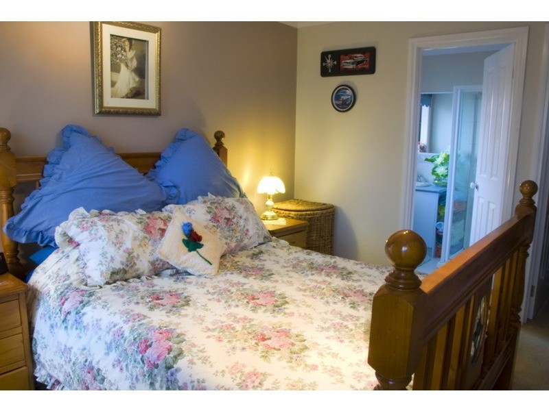 8 Landscape Close, Gisborne VIC 3437