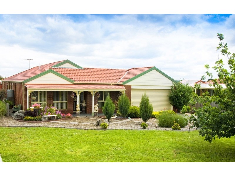 11 Landscape Close, Gisborne VIC 3437
