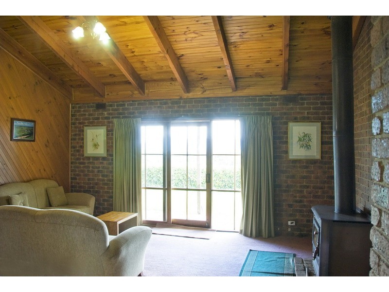 9 Wyralla Crescent, Gisborne VIC 3437