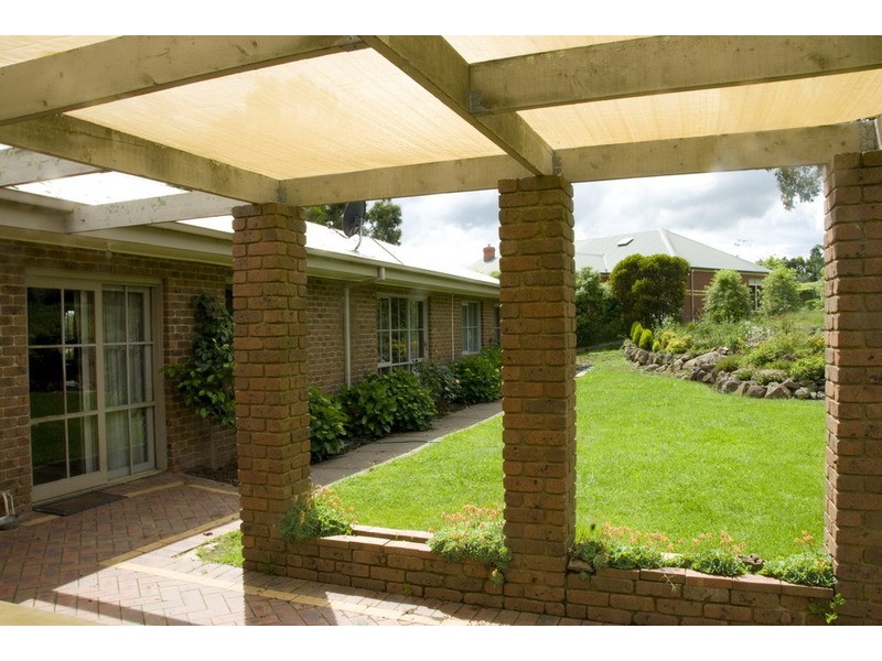 9 Wyralla Crescent, Gisborne VIC 3437