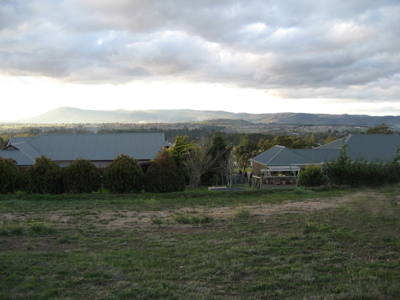 2 Pindara Place, Gisborne VIC 3437