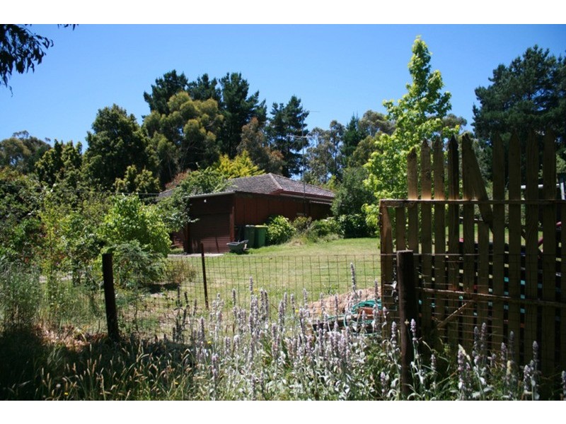7 Pineacre Road, Macedon VIC 3440