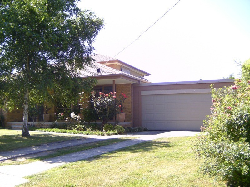 102 Frith Road, Gisborne VIC 3437
