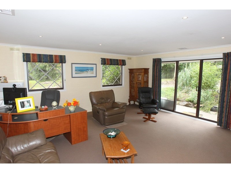 13 Ormerod Court, Gisborne VIC 3437