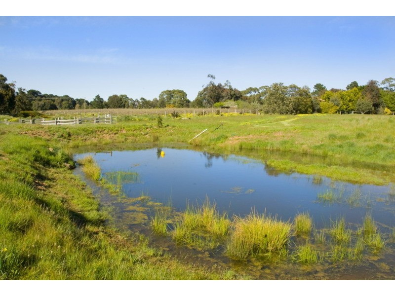 25 Mill Road, Romsey VIC 3434