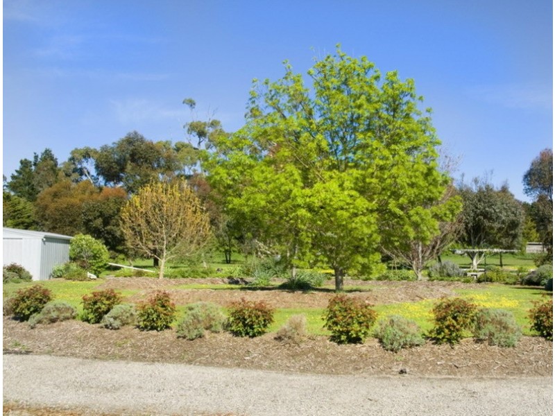 25 Mill Road, Romsey VIC 3434