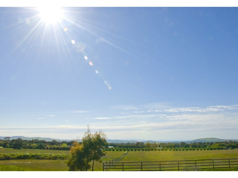 25 Mill Road, Romsey VIC 3434